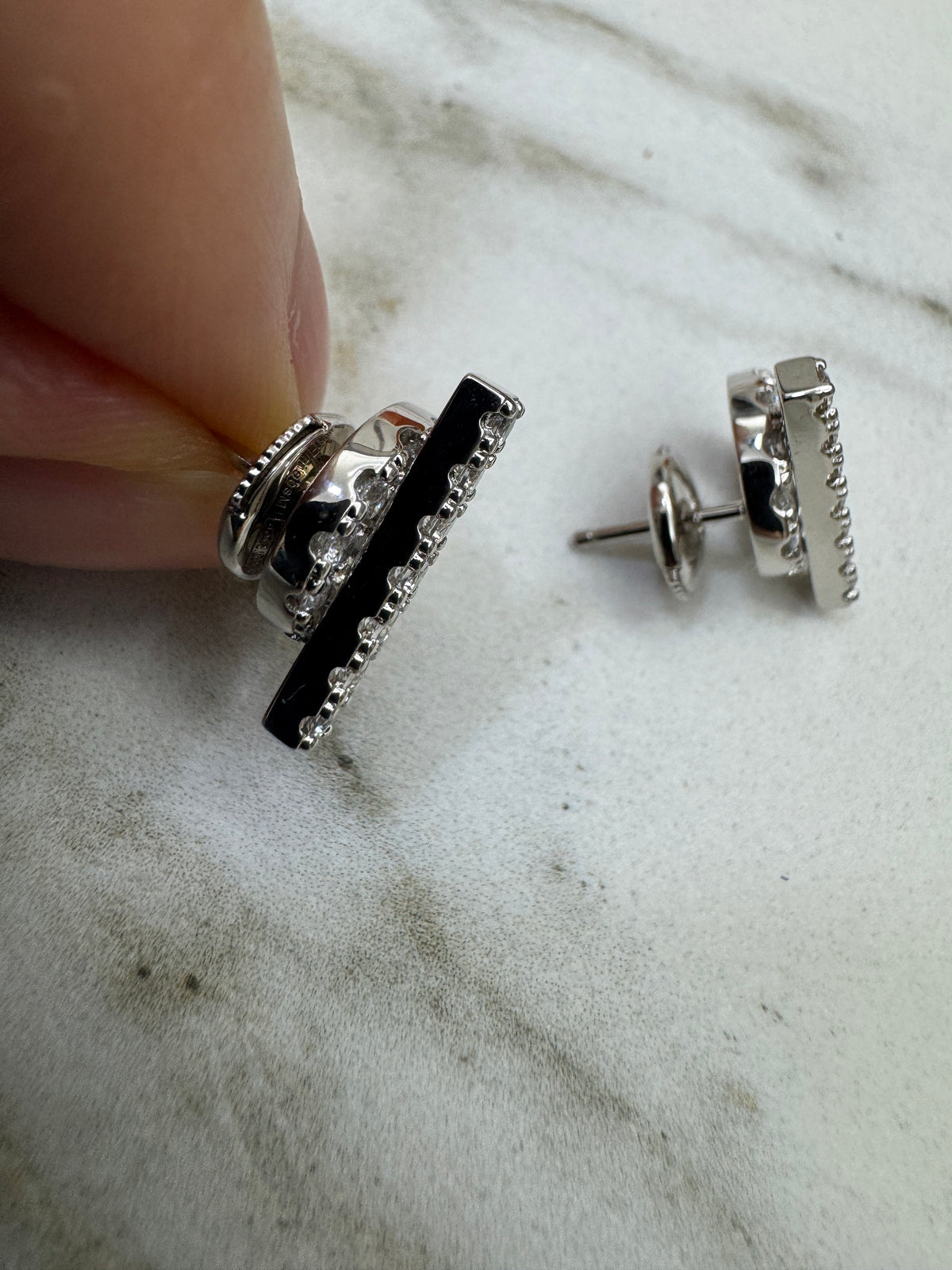 HERMES Finesse Earrings