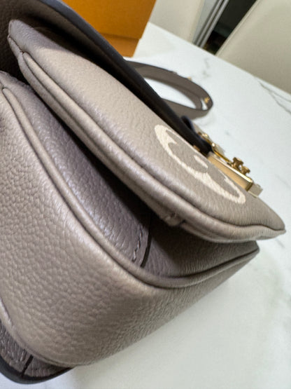 LV Pochette Metis 大象灰