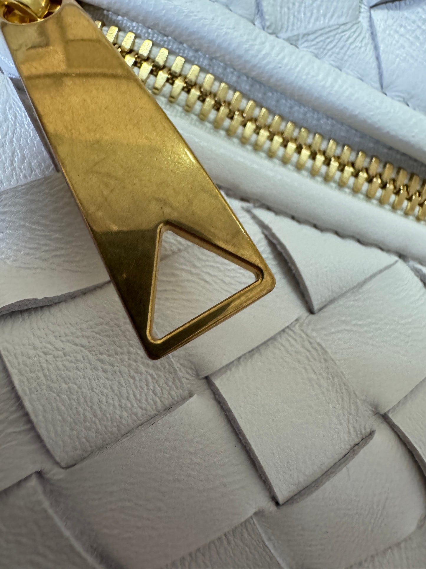 BV Jodie Small 白色