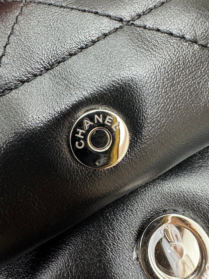 CHANEL 22Bag 黑銀 Small