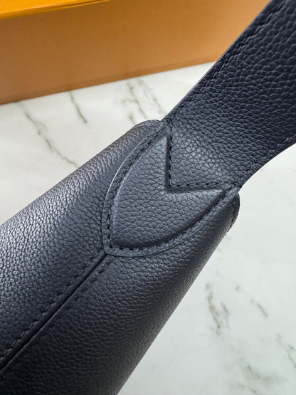 LV Low Key Hobo PM 黑色
