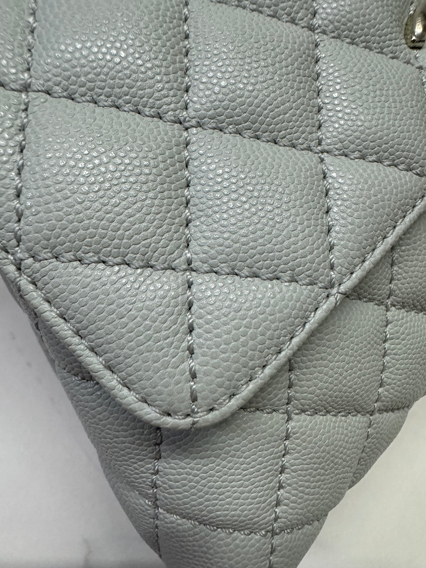 CHANEL Cocohandle 冰川藍 24P Small