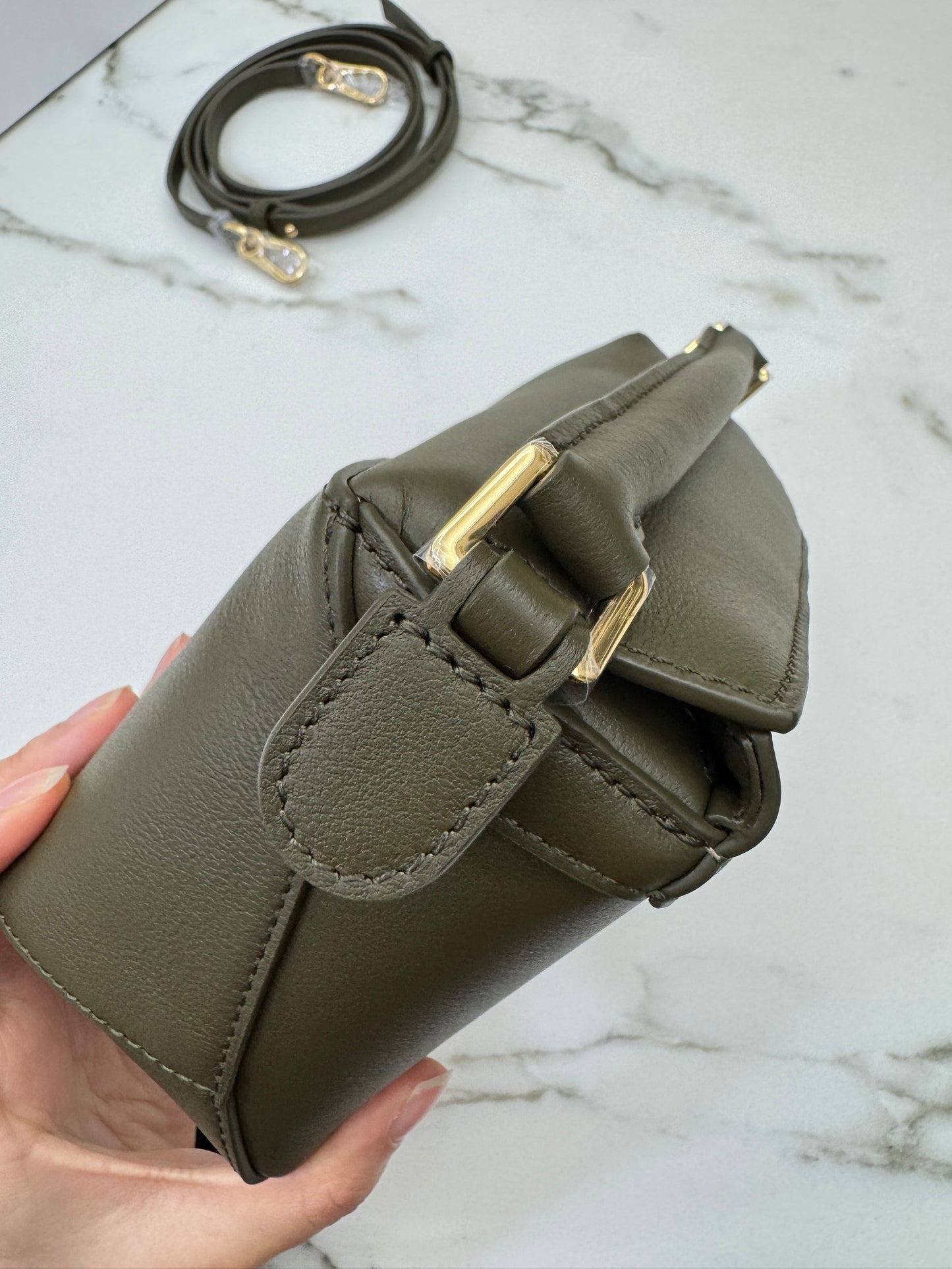 LOEWE Mini Puzzle 深卡其綠