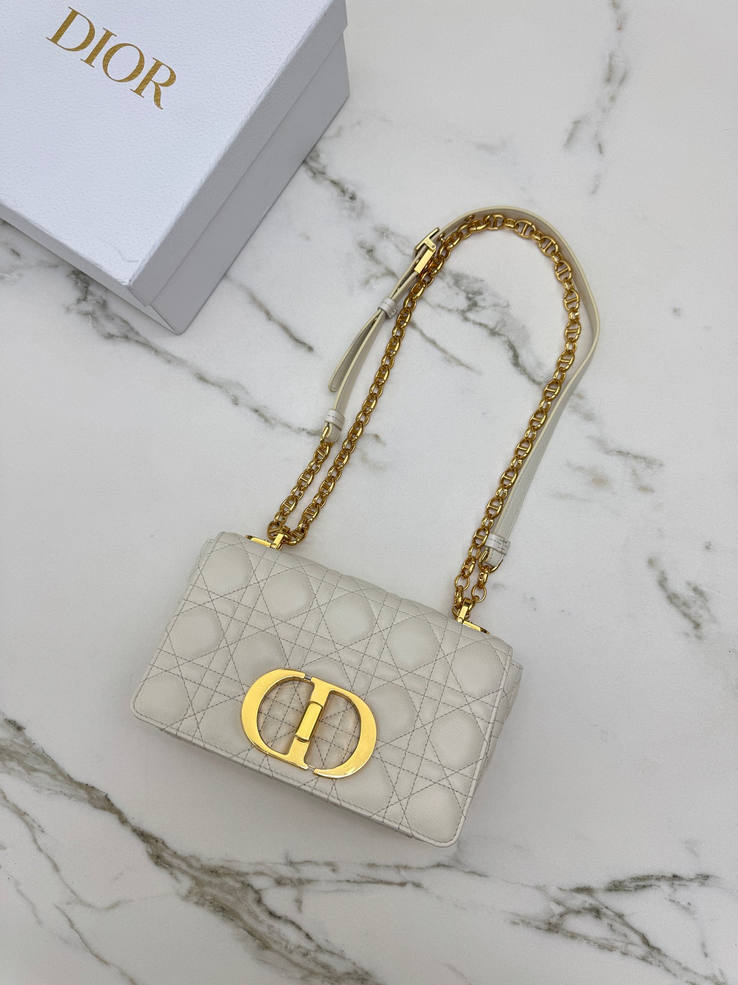 DIOR Caro Small 白色