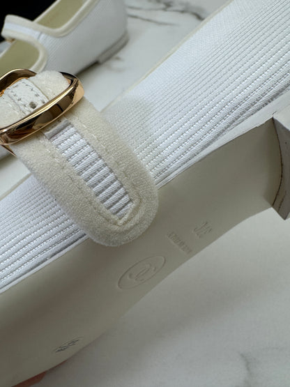 CHANEL 24S Mary Jane 芭蕾舞鞋 白色娟布