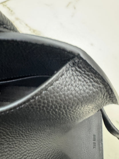 THE ROW Shoulder Marguax 12 黑色荔枝紋 Black Grained Calfskin