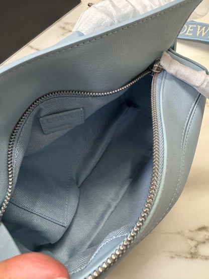 LOEWE Puzzle Small 天藍色