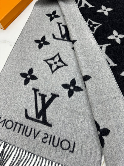 LV Reykjavik Scarf 100% Cashmere Black