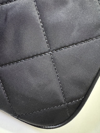 PRADA Re-Nylon 菱格紋Hobo