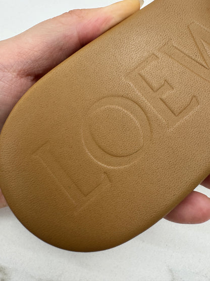 LOEWE Anagram Sandals 卡其棕