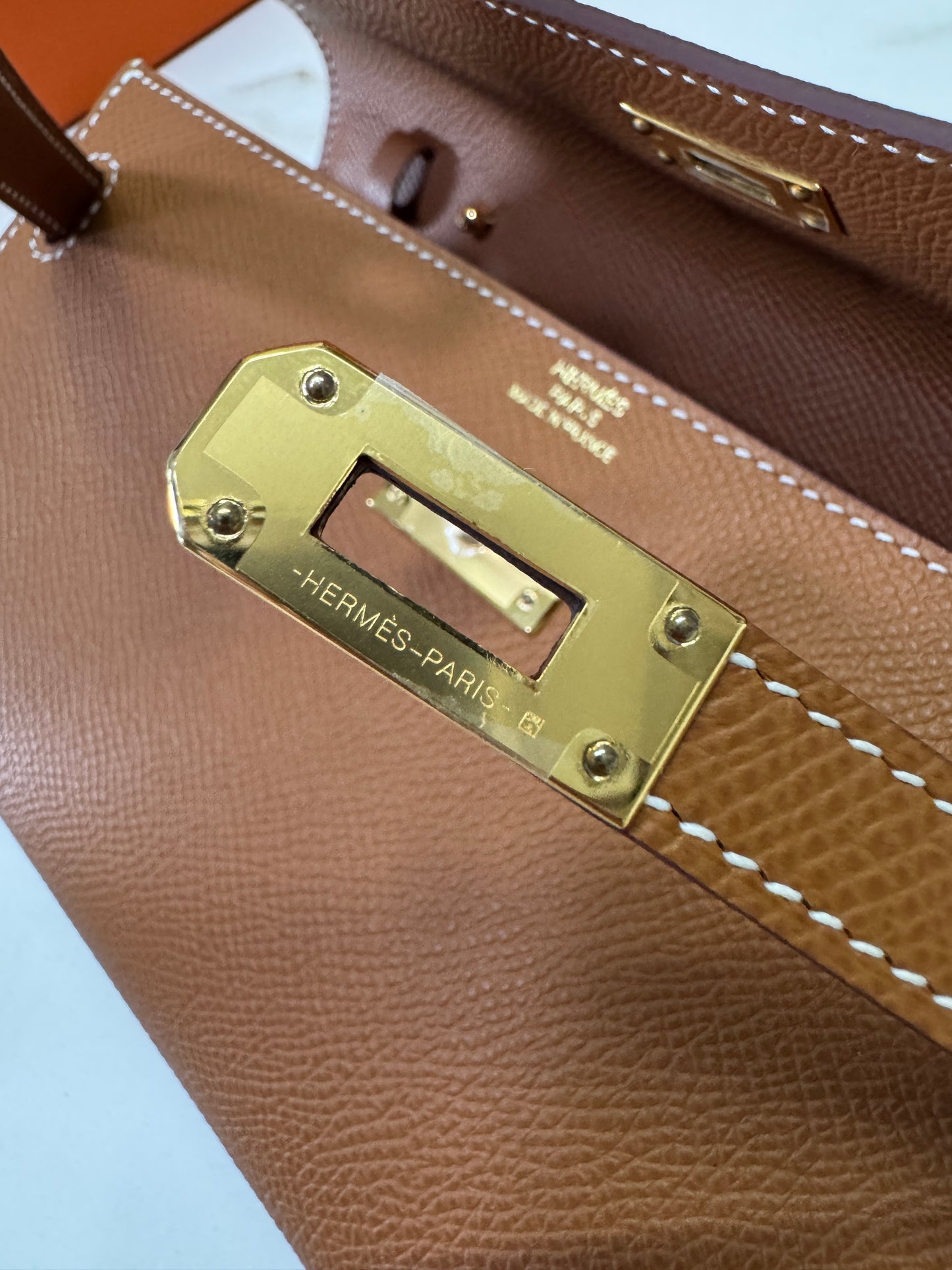 HERMES Kelly to-go 金棕色金扣 Epsom Gold GHW