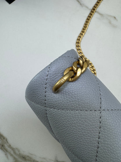 CHANEL 愛心金球 灰色 Mini Flap Bag 20cm