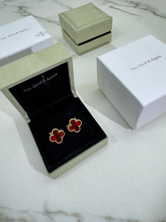 VCA Vintage Alhambra Earrings 紅玉髓