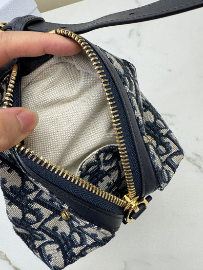 DIOR D-journey Small Oblique