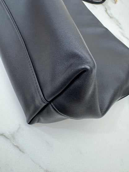 LOEWE Flamenco Purse Mellow Nappa Lambskin Black Medium