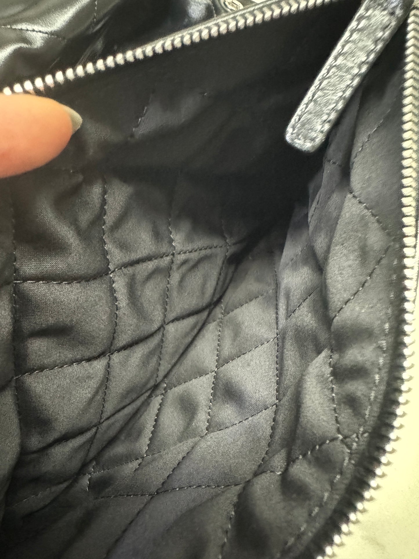 CHANEL 22bag 中號 黑銀 Medium