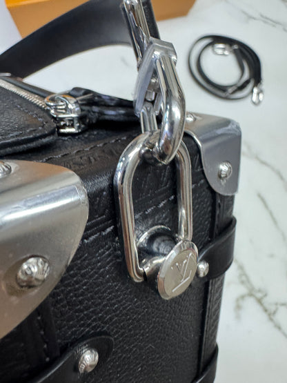 LV Side Trunk MM 黑色皮款