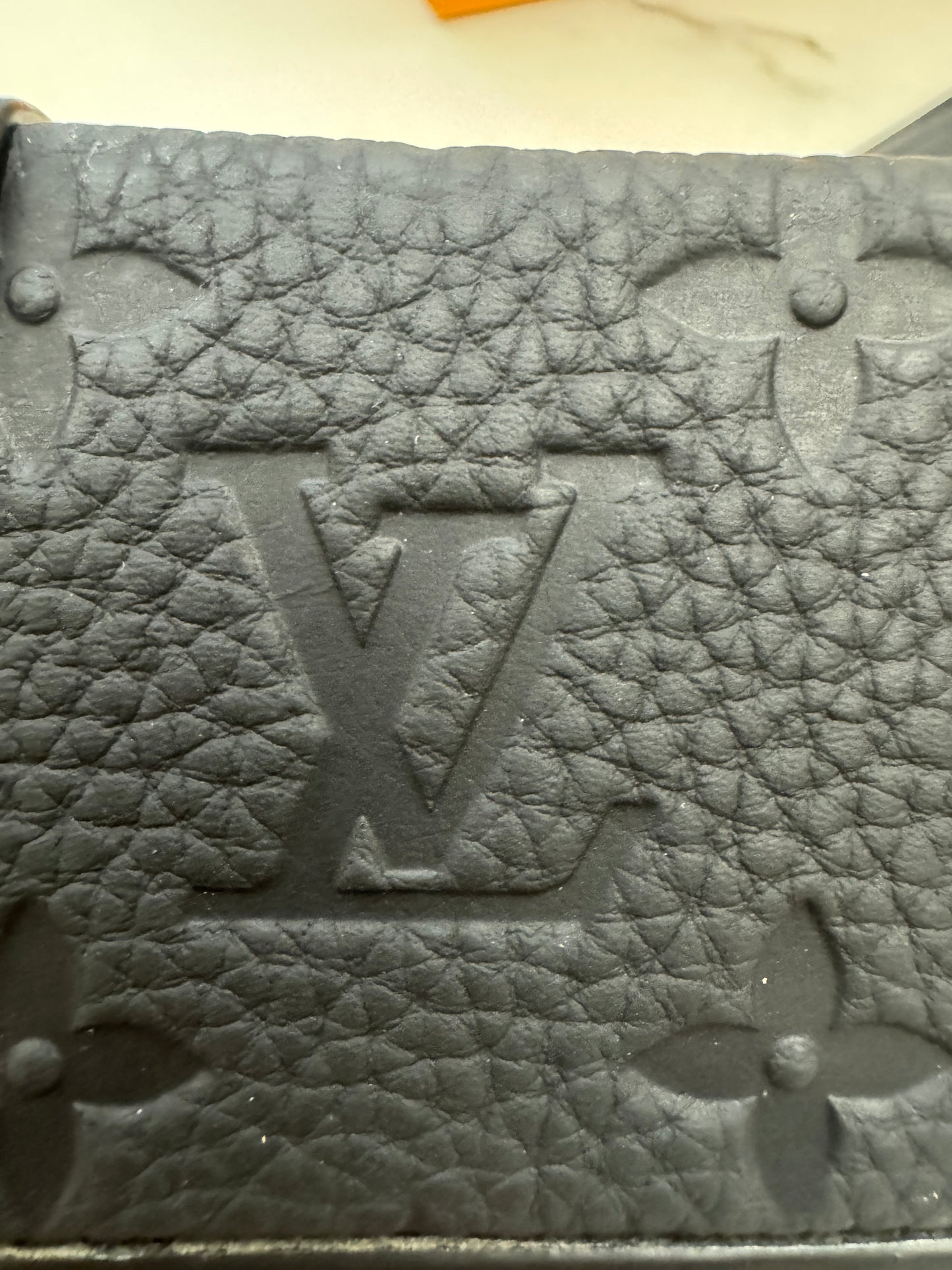 LV 全皮 Steamer 黑