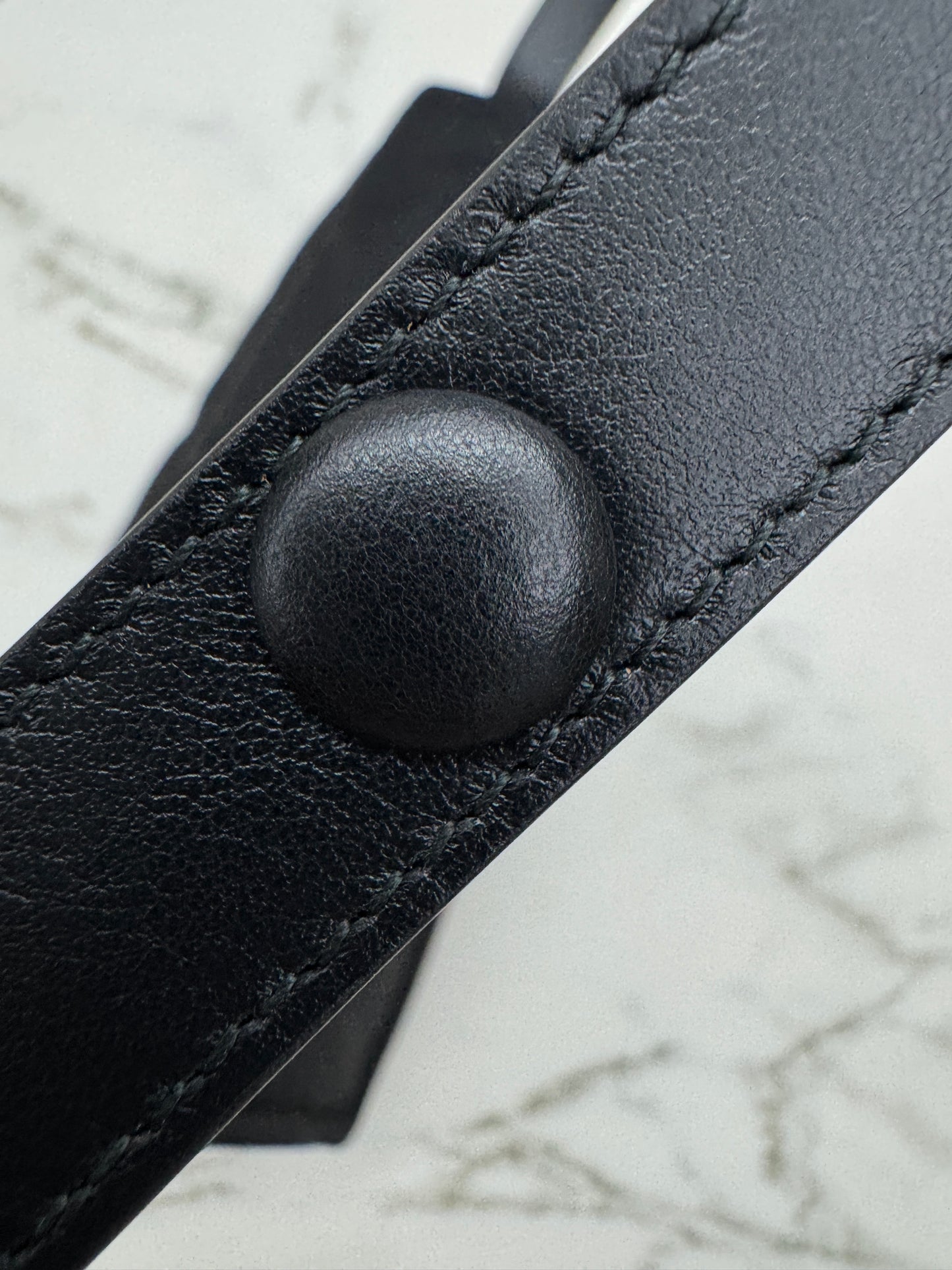 PRADA Cini 郵差包黑色 Medium