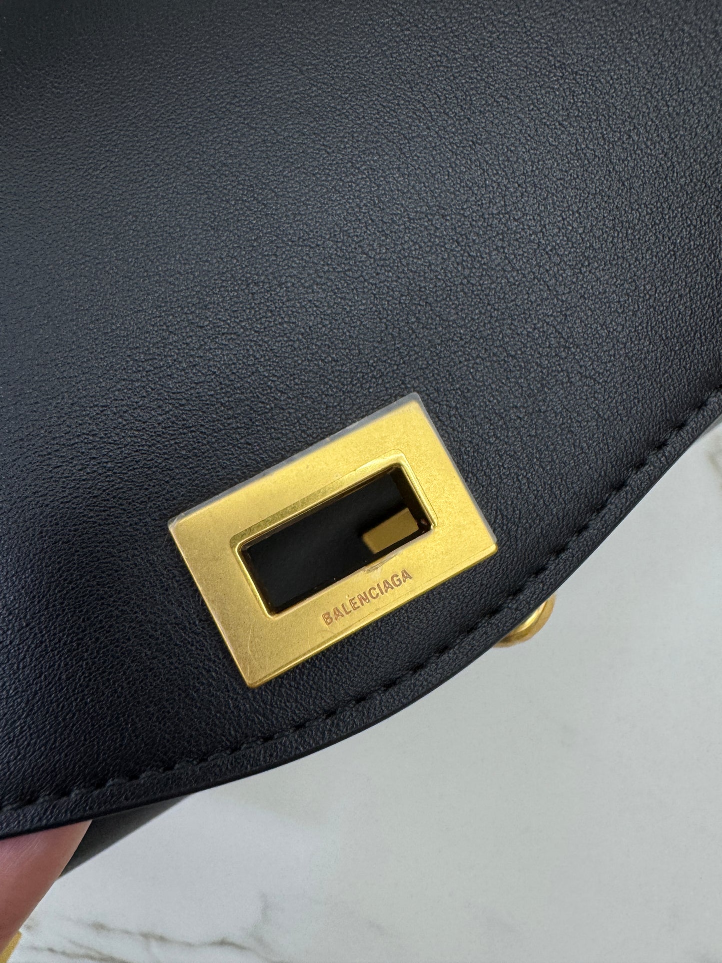 BALENCIAGA Le 7 Hobo