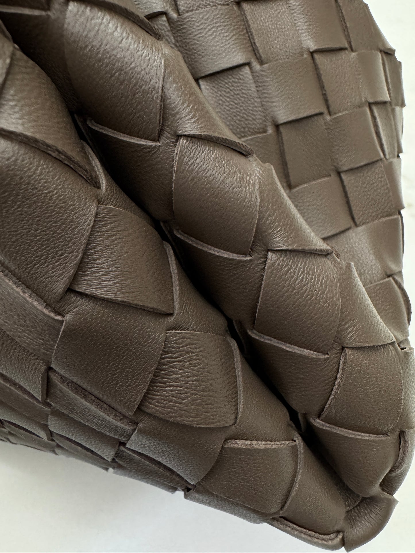 BV Parachute Small Pinecone