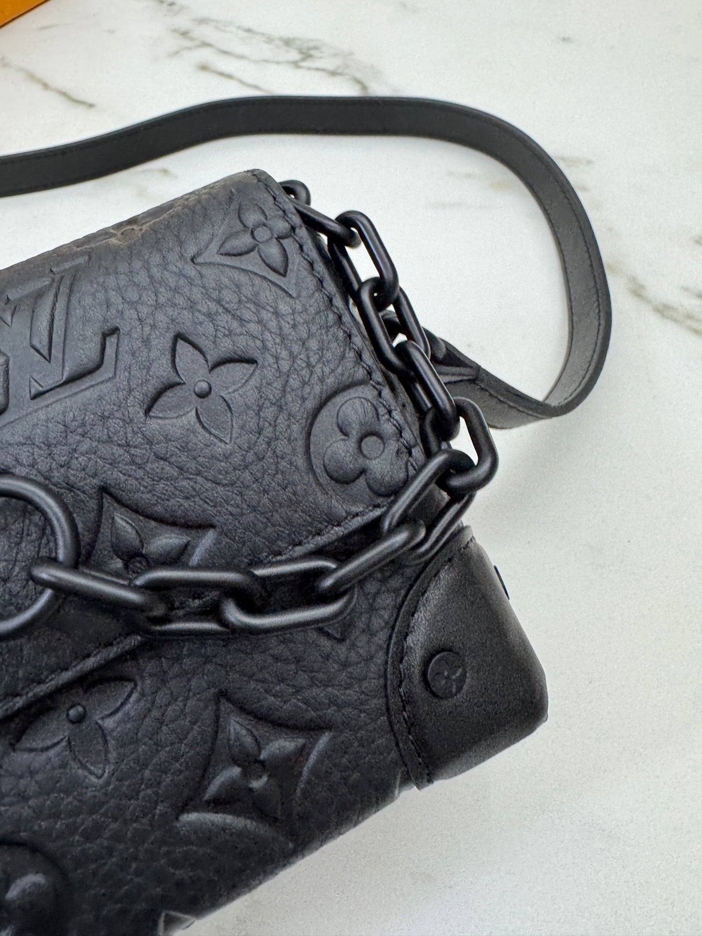 LV Steamer Wearable Wallet - Monogram Taurillon Leather