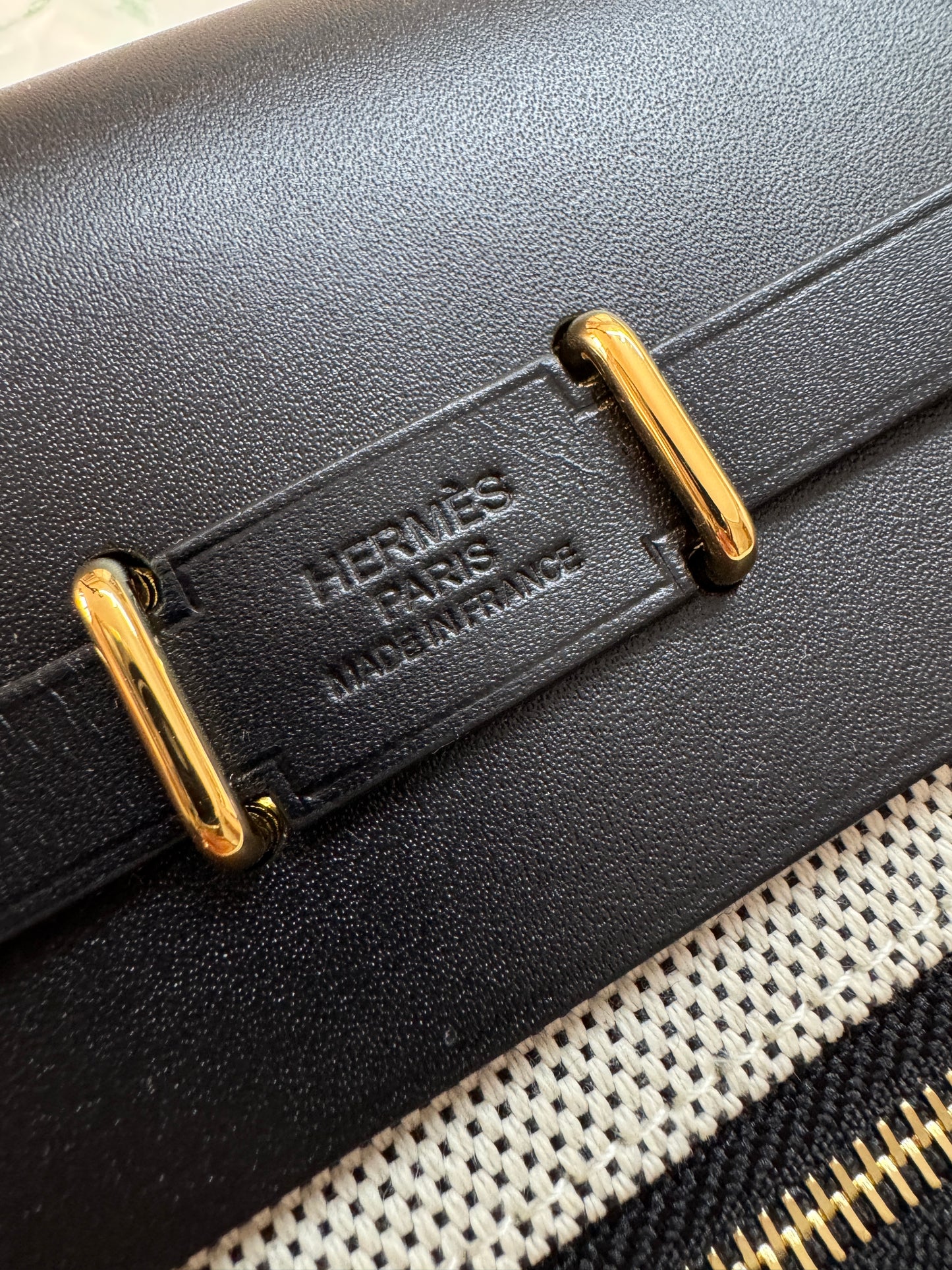 HERMES Mini Herbag 熊貓色 金扣 H Viking 帆布