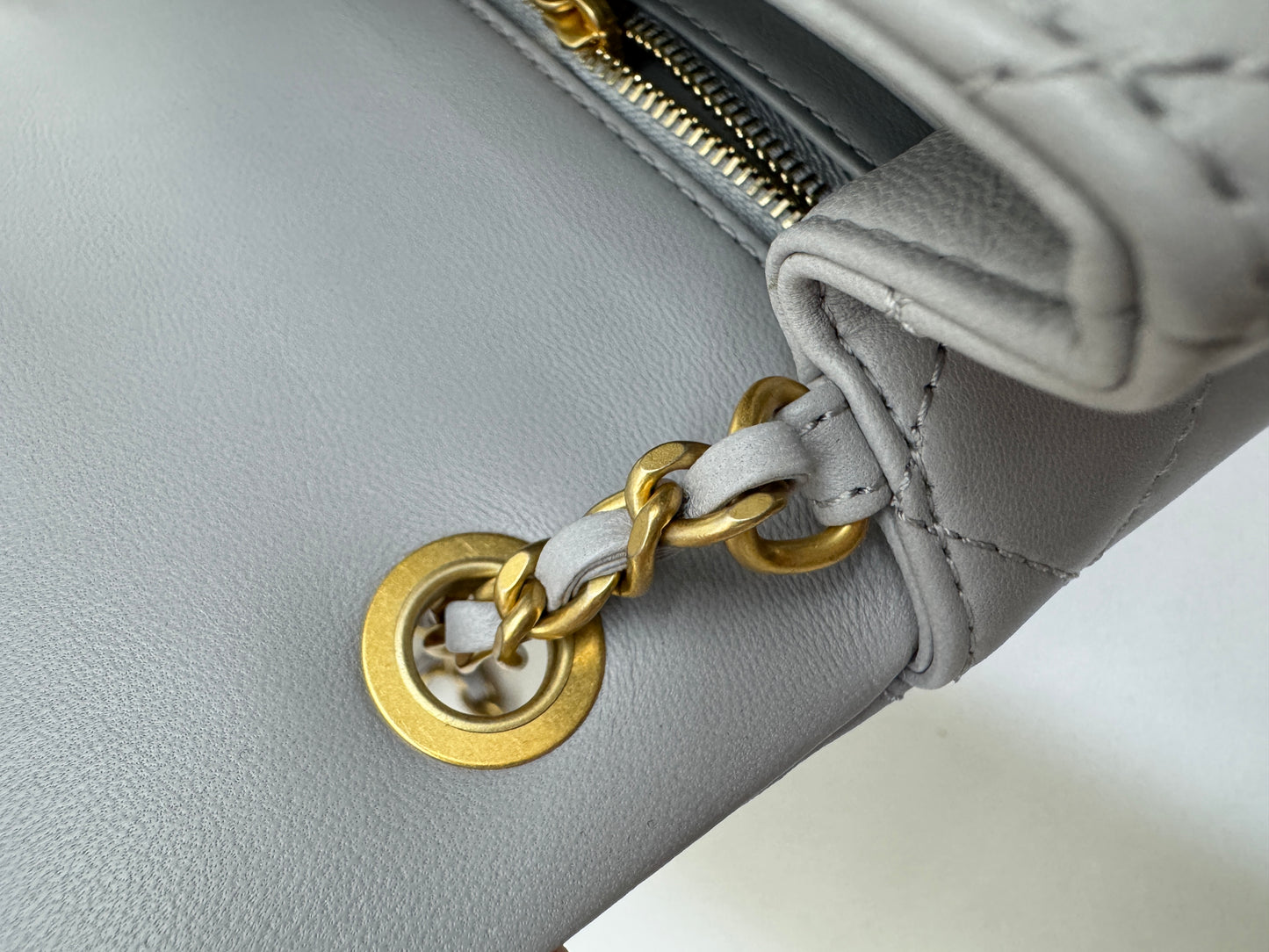 CHANEL Mini CF17 金球方胖子淺灰