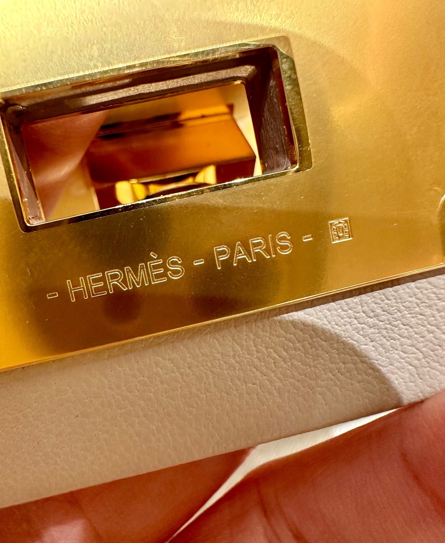 HERMES 2424 冰川白金扣 evercolor