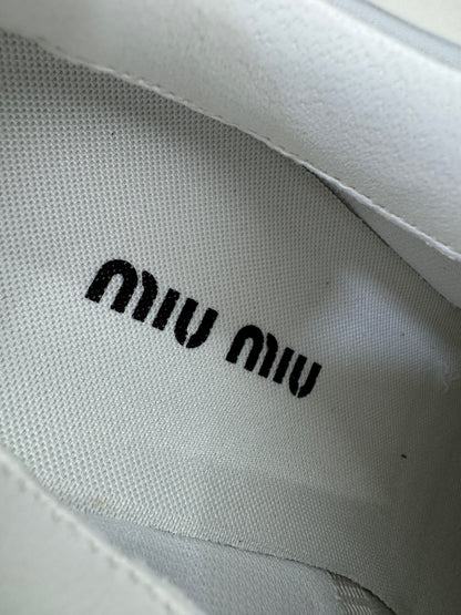 MIU MIU X NB 25年版 做舊老爹鞋￼