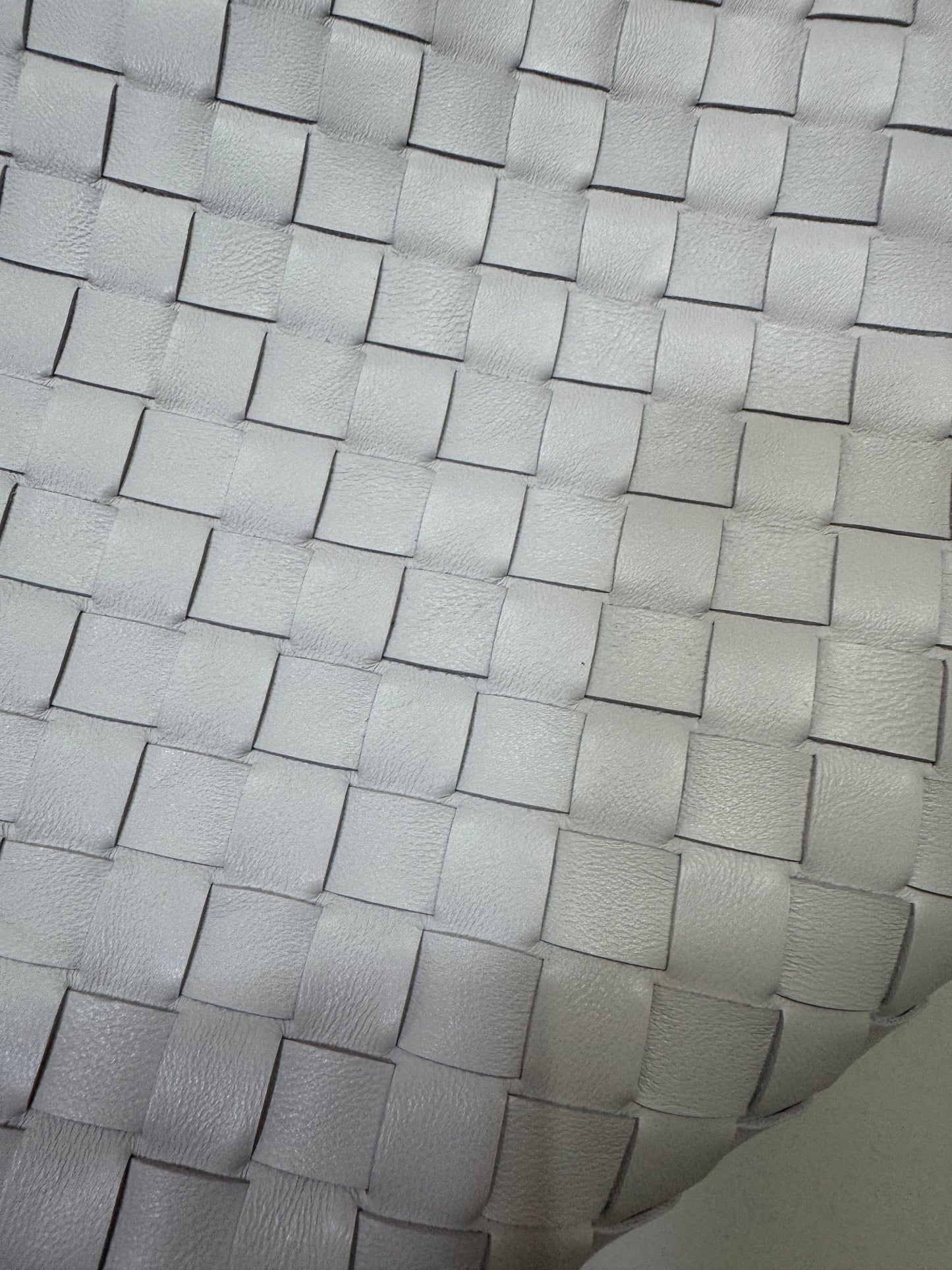 BV Jodie Small 白色