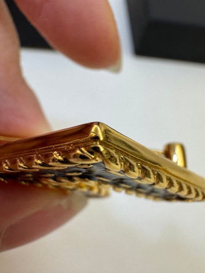 CHANEL 牛仔5號 胸針