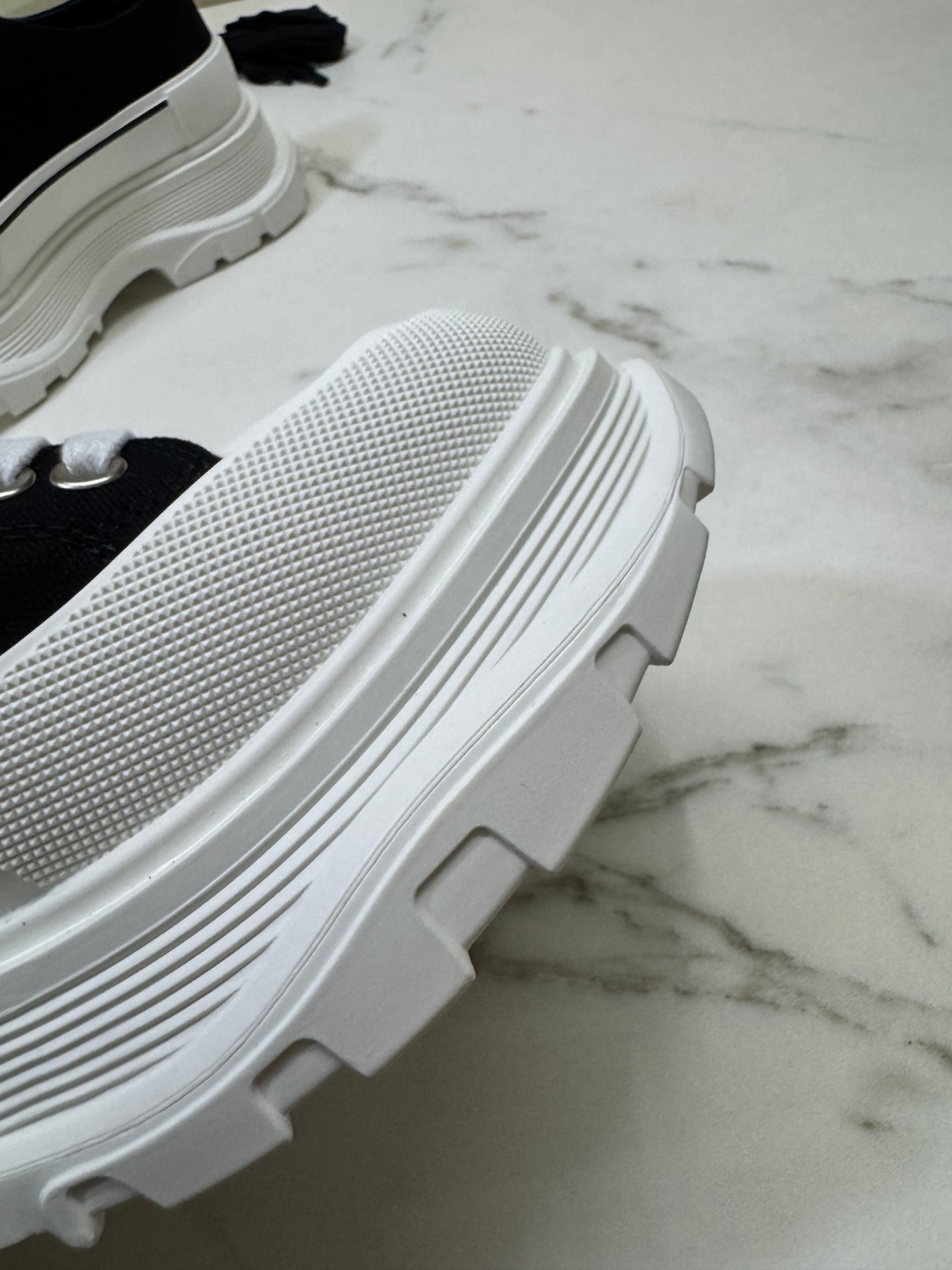 McQUEEN Tread Slick Canvas