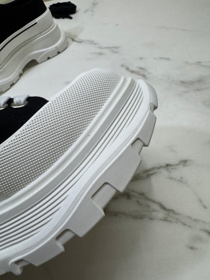 McQUEEN Tread Slick Canvas
