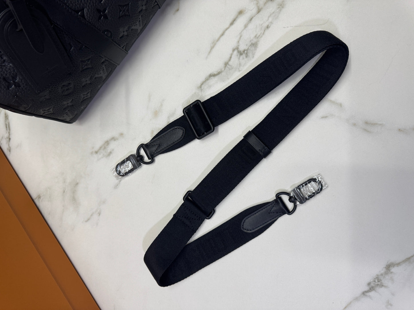 LV Keepall 35 全皮黑