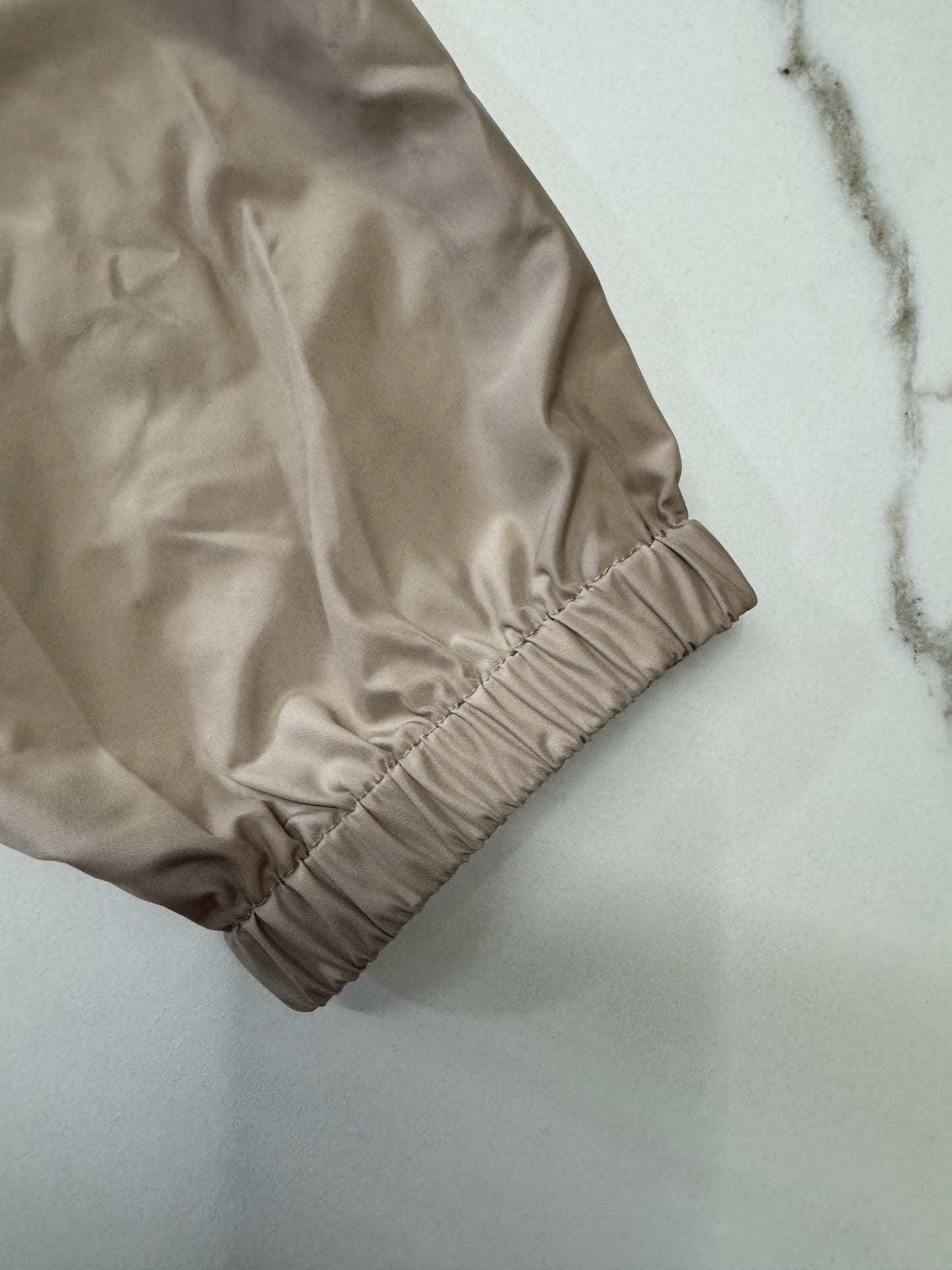 MIU MIU 淺卡其色短款風衣