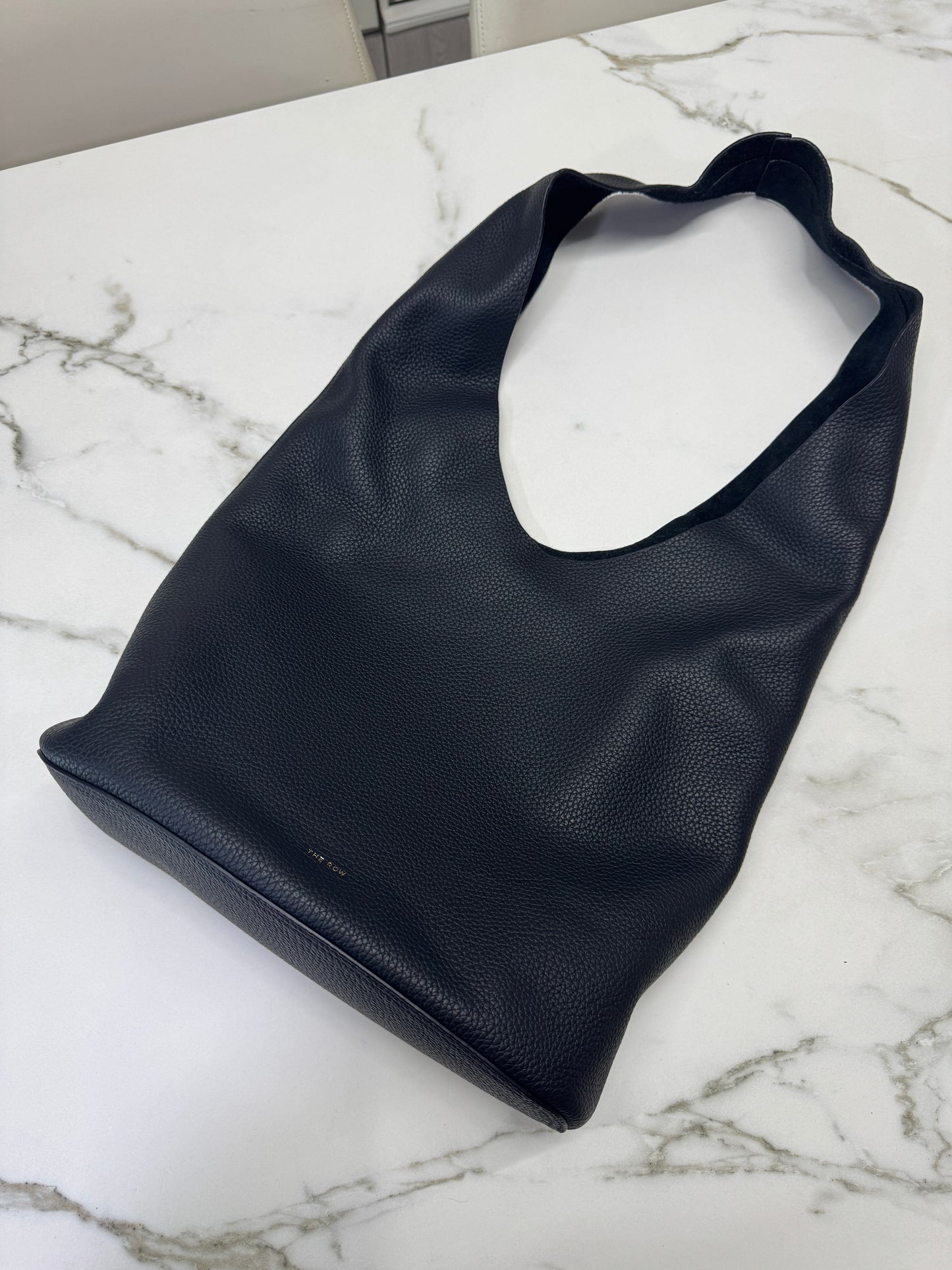 THE ROW Bindle Three Black