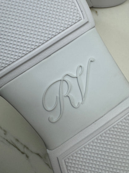 RV Viv’ Skate 厚底鑽扣小白鞋