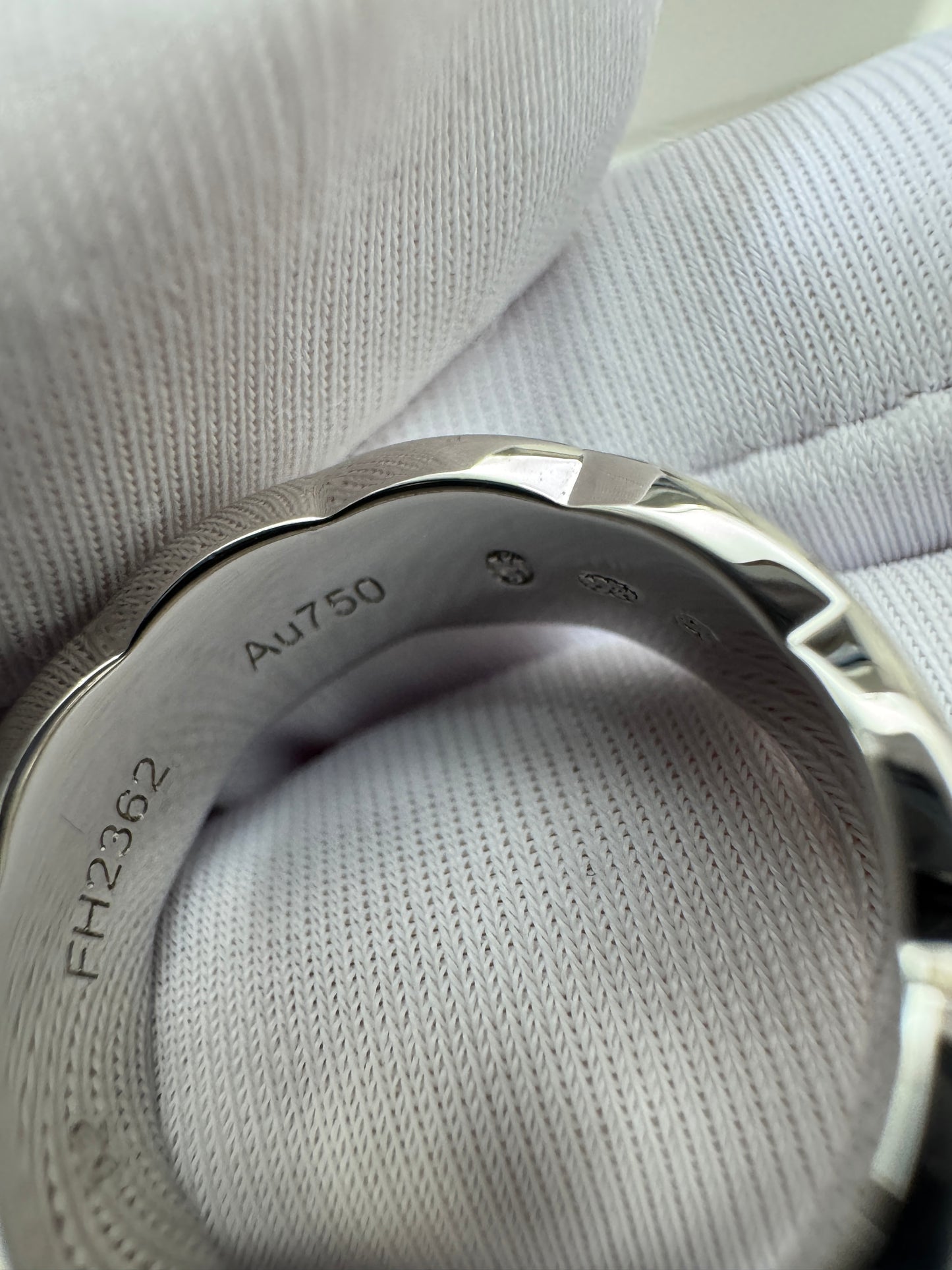 CHANEL Coco Crush Ring