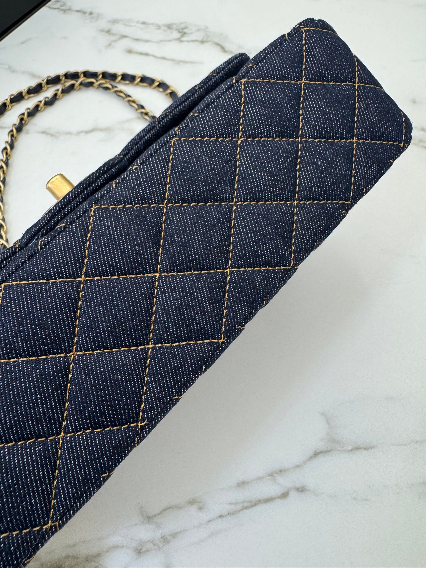 CHANEL 26P深藍牛仔 CF25 Medium