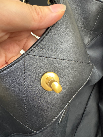 CHANEL 25S Shopping Bag Small