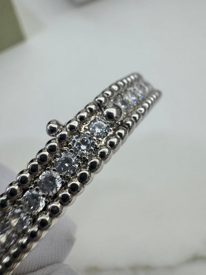 VCA Perlee Bracelet 1 Row