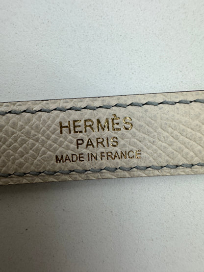 HERMES Kelly 25 冰川藍拼奶昔白 Epsom 香檳金扣 8U Bleu Glacier/ 10 Craie PBHW