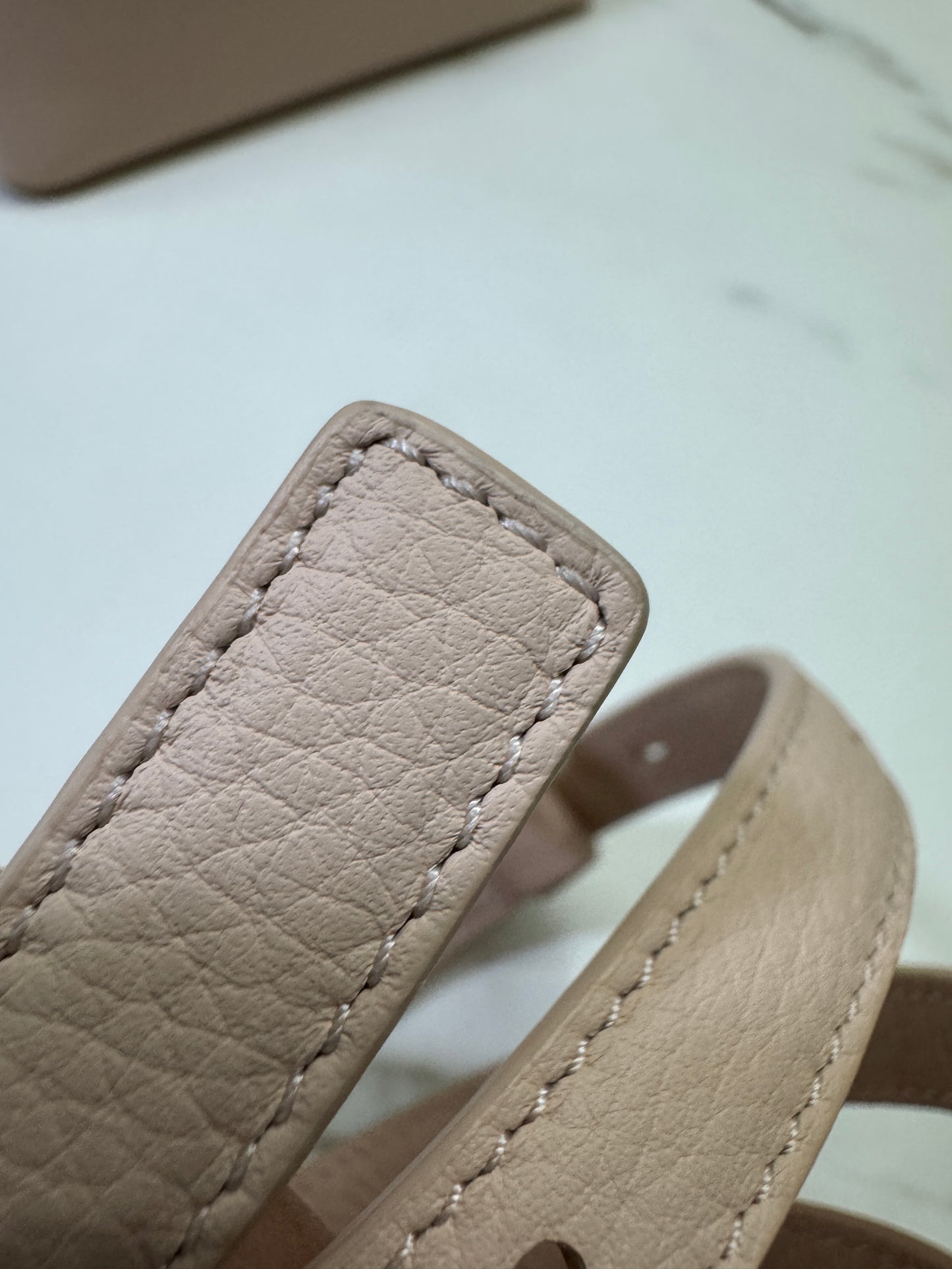 LORO PIANA Extra Pocket 19 奶油蜂蜜色 Creamed Honey