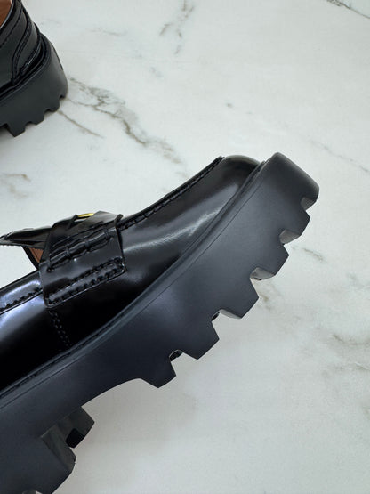 MIU MIU 金幣厚底Loafers 黑色