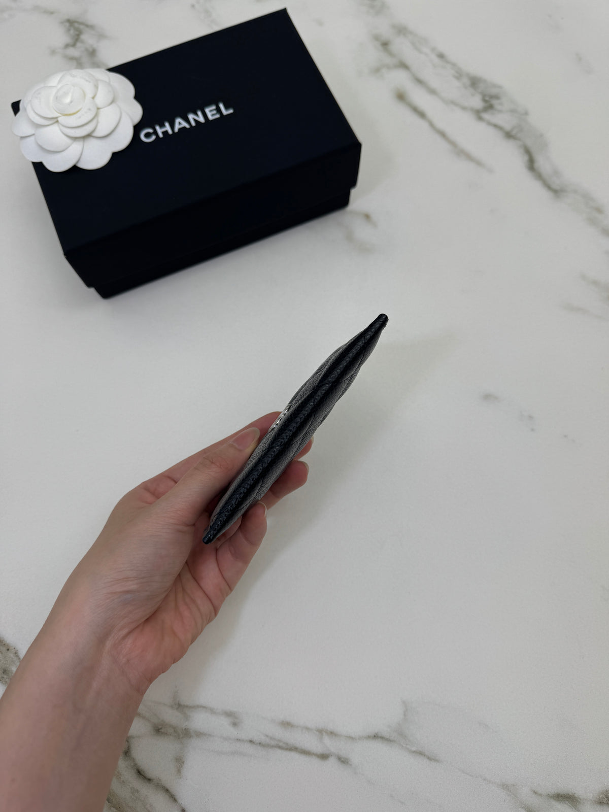 CHANEL 一片式卡包 黑銀牛