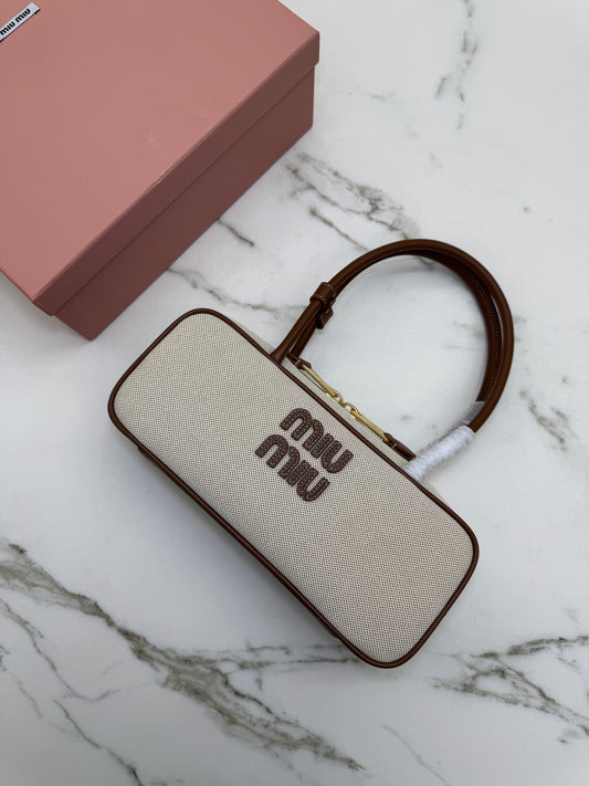 MIU MIU Beau 帆布