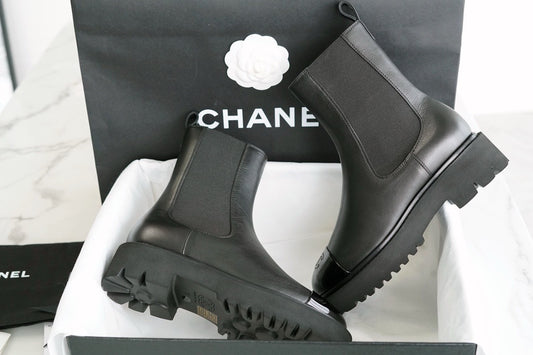 CHANEL 厚底切爾西 Chelsea Boots 漆皮拼牛皮