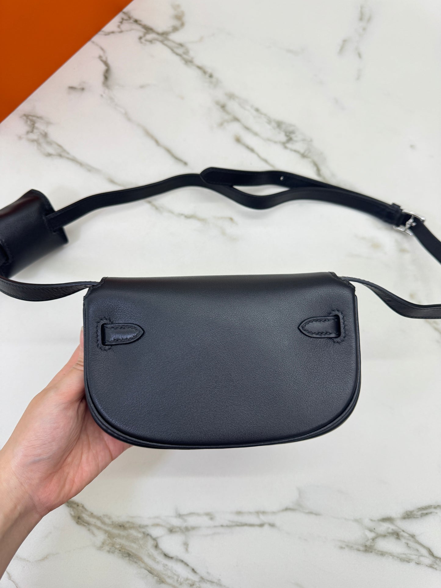 HERMES Kelly Moove 黑銀 Swift Noir PHW