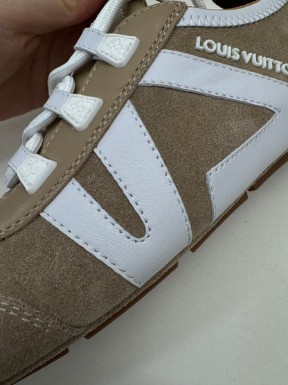 LV Sneakerina 卡其色